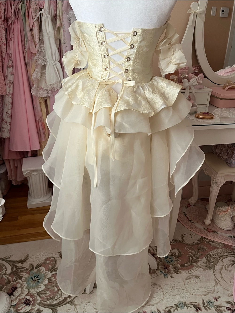 Ivory Off-Shoulder Ruffled Cocktail Dress - Picture 3 of 4